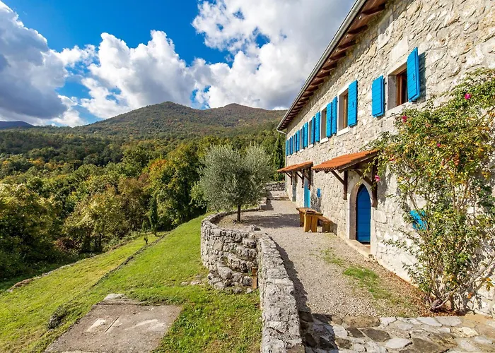2 Bedroom Beautiful In