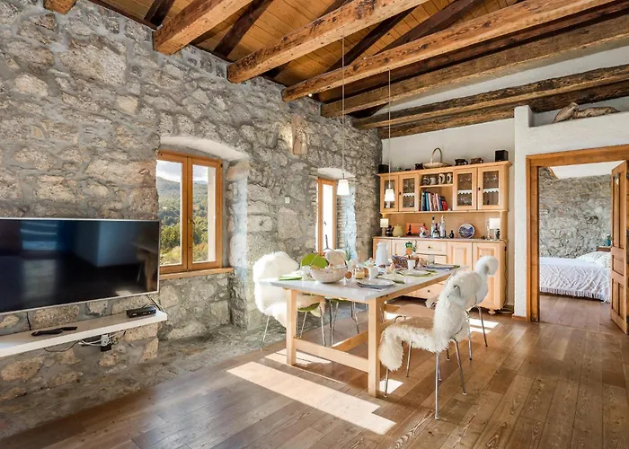 2 Bedroom Beautiful In 度假居 *