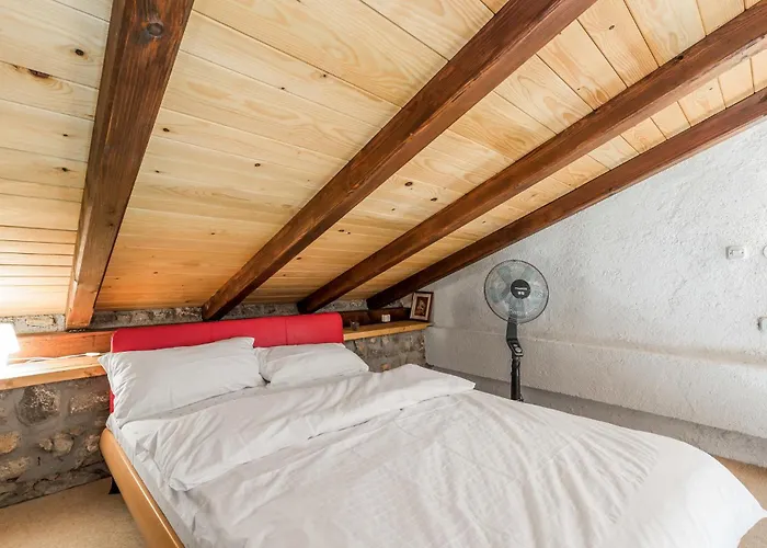 2 Bedroom Beautiful In 度假居 Poljane