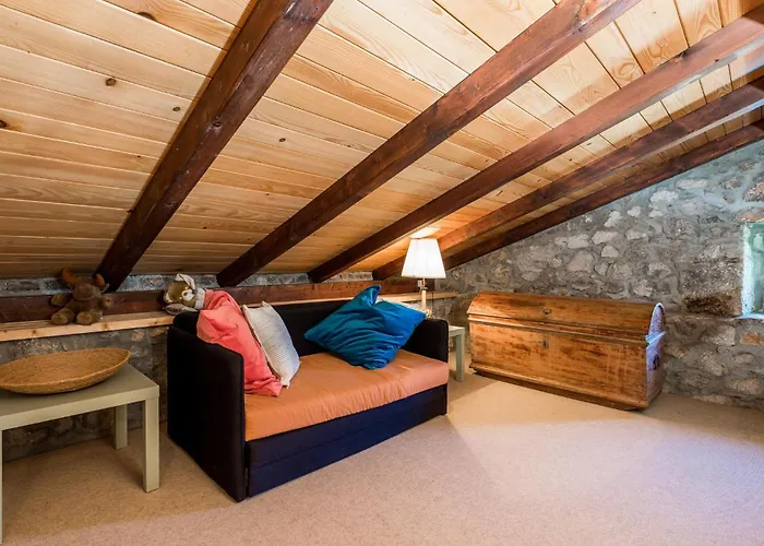 2 Bedroom Beautiful In